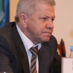Поменяет ли Анисимов кресло мэра на мандат депутата