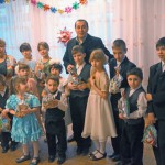 Детям из социально-реабилитационного центра для несовершеннолетних города Серова вручили подарки