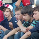 В Серове у трех подростков наркополицейские изъяли курительные смеси