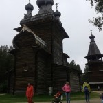 Недалеко от Архангельска есть туристическая деревня Малые Карелы и музей деревянного зодчества "Малые Корелы"