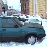 Решением Серовского районного суда УК ЖКХ-Серов обязана возместить ущерб за падение снега с крыши
