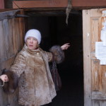 Владелица комнаты в "убитом" бараке по Железнодорожников, 14  Людмила Вахромеева рассказывает, что только за отопление она платит ежемесячно больше 1 тысячи рублей.