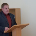 По обвинению в групповом мошенничестве с выделением земельных участков арестован Александр Гребенев, бывший руководитель КУМИ Серова