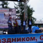 Ведущие праздника, Алексей Фомин, Елена Бердникова, Вячеслав Семаков. 