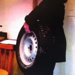 В Серове под суд пошли подростки, воровавшие автомобильные колеса