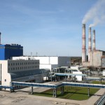 Влияние на увеличение выработки электроэнергии Серовской ГРЭС оказало включение нового генерирующего оборудования ПГУ-420 ст.№9 (на фото - слева).