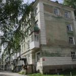 По смете «цена» капремонт этого дома почти 5 миллионов рублей. Фото: Константин Бобылев, «Глобус»