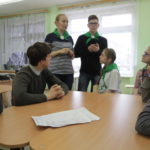 Итоги подводились за круглым столом, где присутствовали представители школ - участниц проекта и представители оргкомитета. Фото: Константин Бобылев, "Глобус".