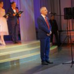 Серовчан поздравляет Андрей Удовенко, директор "Надеждинского метзавода" 